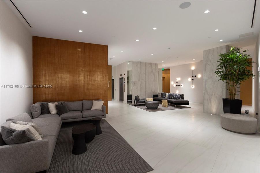 Image 33 of a home in .