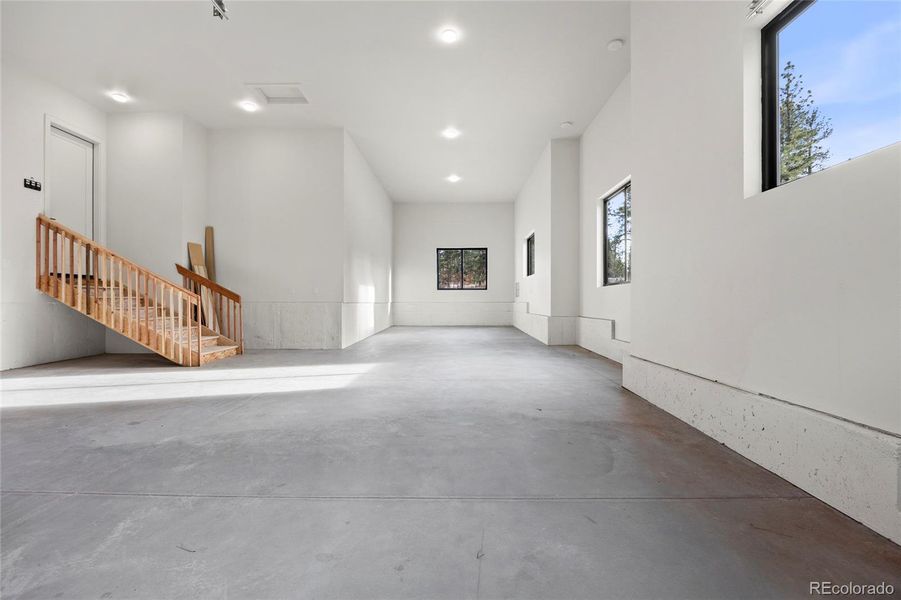 20 ft interior garage ceiling height