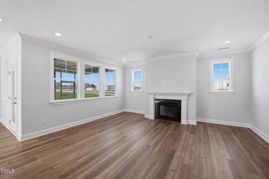 SUN_RetreatatRobertson_Pic_Virginia_QMI_