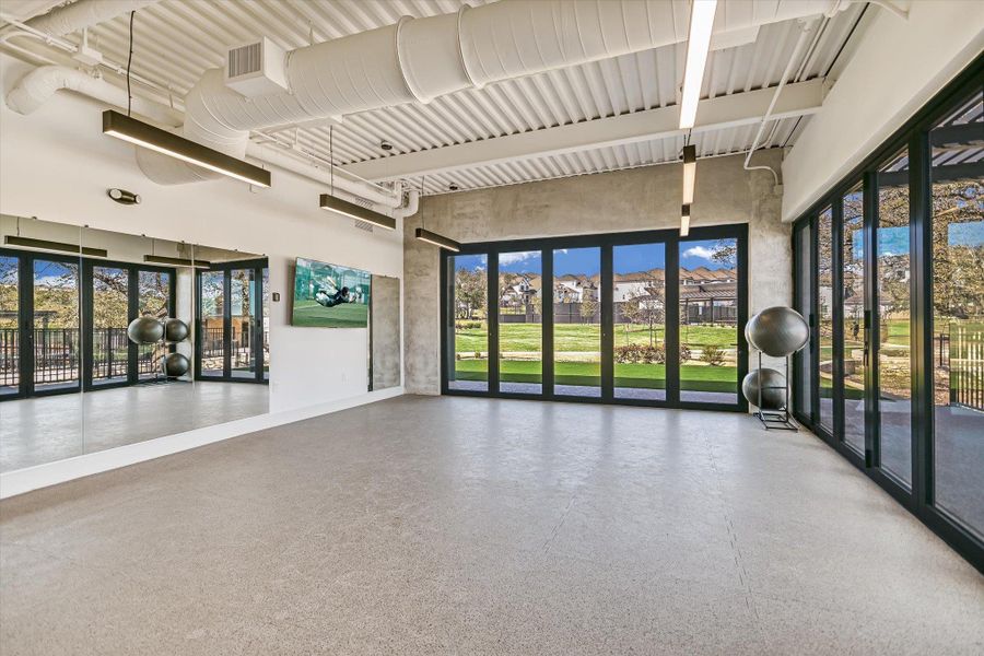 The Forum Amenity Center is within convenient walking distance of this home.