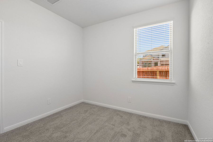Spacious, unfurnished interior of a new home in Royal Crest, San Antonio (Image 31). Spacious, unfurnished interior of a new home in Royal Crest, San Antonio (Image 31).
