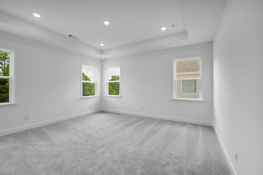 Spacious, unfurnished interior of a new home in Bennett Farm, Loganville (Image 16).