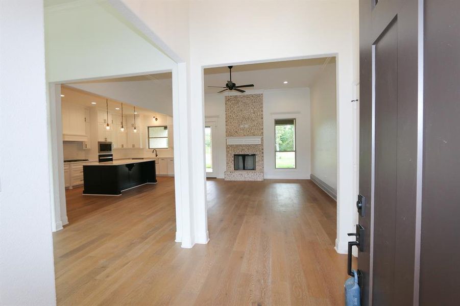 Spacious, unfurnished interior of a new home in , Tyler (Image 13).