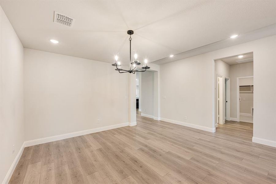 Spacious, unfurnished interior of a new home in Eagle Glen 50, Alvarado (Image 24). Spacious, unfurnished interior of a new home in Eagle Glen 50, Alvarado (Image 24).