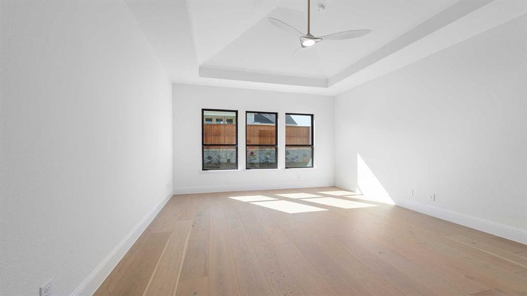 Spacious, unfurnished interior of a new home in Fields 60', Frisco (Image 16).