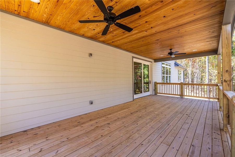 Exterior details and patio area of a home in , Dallas (Image 36).