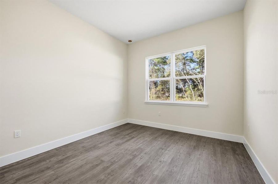 Spacious, unfurnished interior of a new home in , Ocala (Image 17).