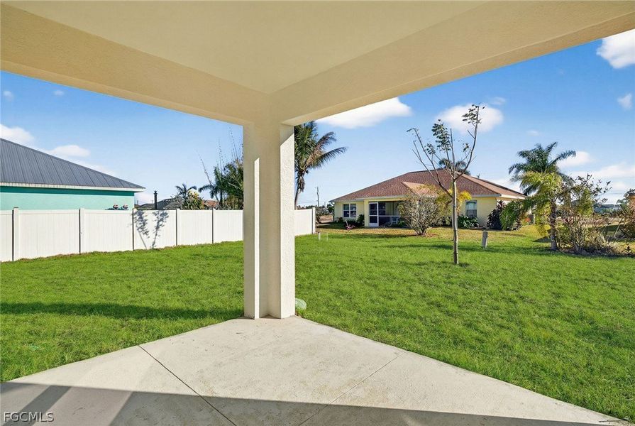 Exterior details and patio area of a home in Cape Coral, Cape Coral (Image 17).