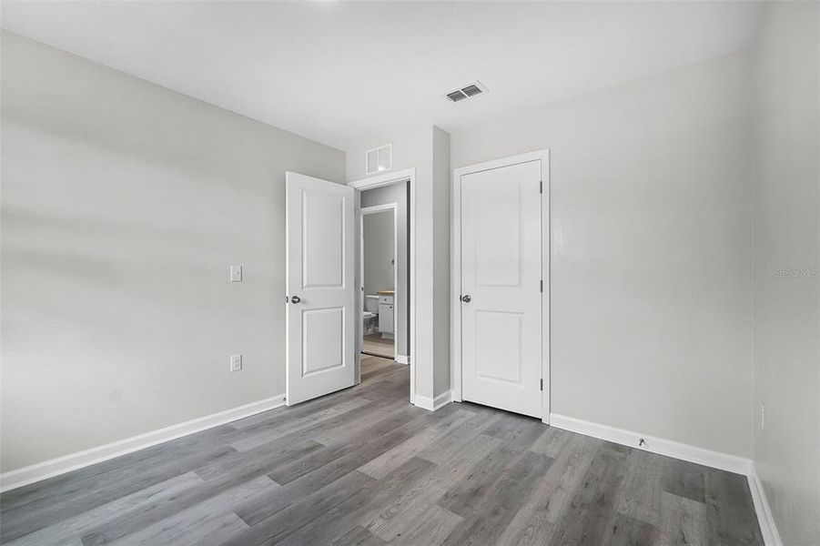 Spacious, unfurnished interior of a new home in Ashford Place, St. Cloud (Image 12). Spacious, unfurnished interior of a new home in Ashford Place, St. Cloud (Image 12).