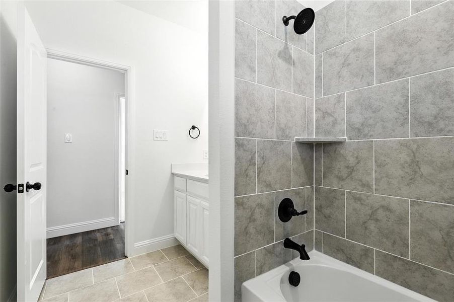 Furnished interior view inside a new home in Stoneview, Glen Rose (Image 12). Furnished interior view inside a new home in Stoneview, Glen Rose (Image 12).