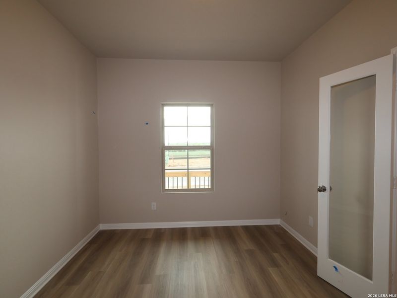 Spacious, unfurnished interior of a new home in Mesquite Ridge, San Antonio (Image 15). Spacious, unfurnished interior of a new home in Mesquite Ridge, San Antonio (Image 15).