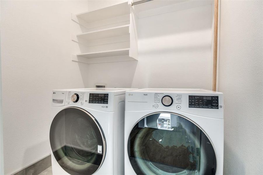 Close-up of interior finishes inside a home in , Farmers Branch (Image 13). Close-up of interior finishes inside a home in , Farmers Branch (Image 13).