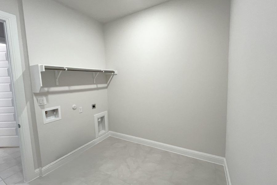 Spacious, unfurnished interior of a new home in Enclave At Cele, Pflugerville (Image 25).