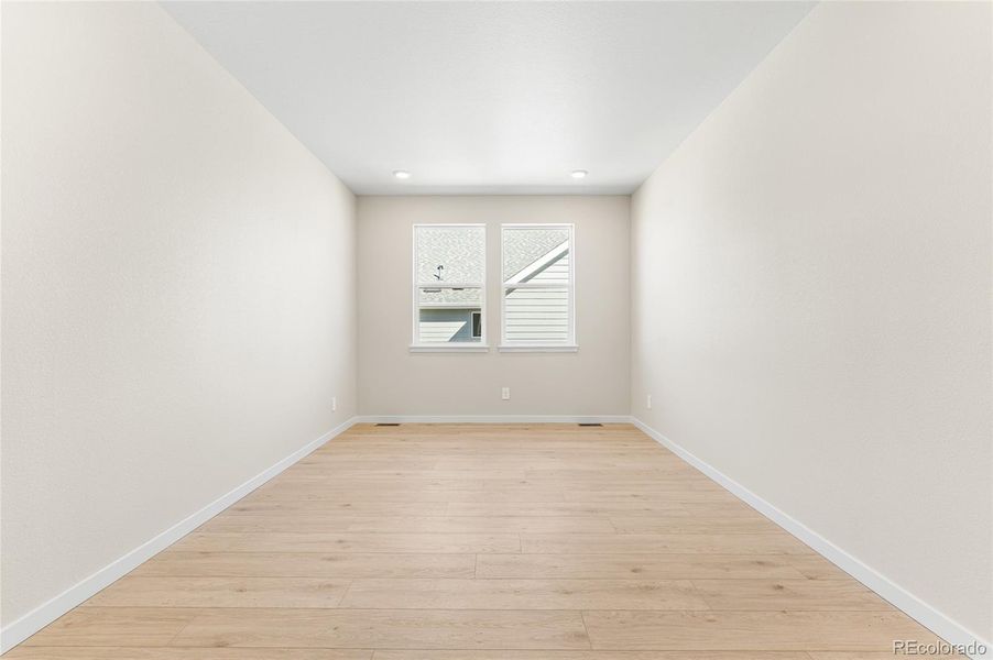 Spacious, unfurnished interior of a new home in Independence, Elizabeth (Image 17).