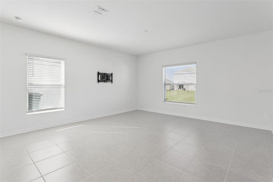 Spacious, unfurnished interior of a new home in , Clermont (Image 16). Spacious, unfurnished interior of a new home in , Clermont (Image 16).