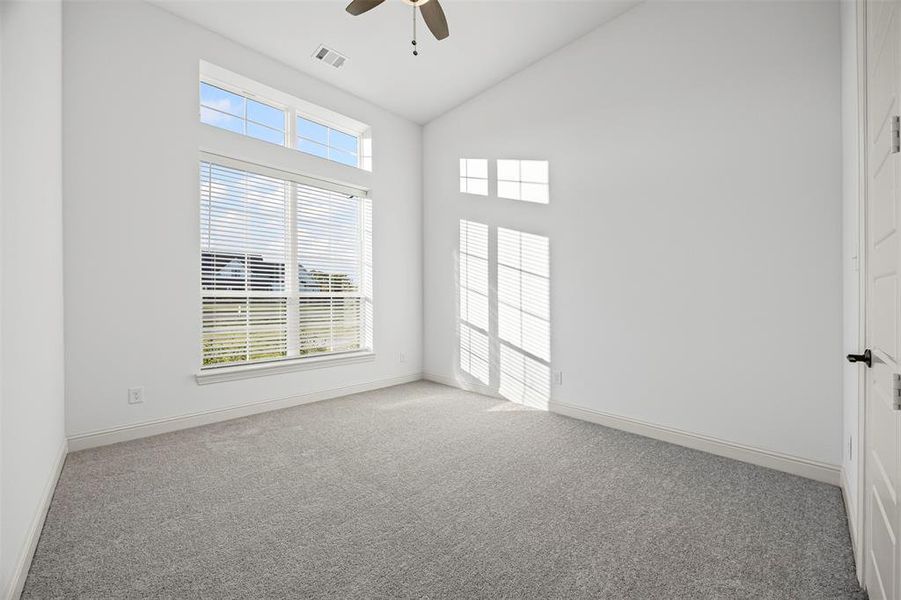 Spacious, unfurnished interior of a new home in Tuscan Estates (1 Acre Lots), Waxahachie (Image 21). Spacious, unfurnished interior of a new home in Tuscan Estates (1 Acre Lots), Waxahachie (Image 21).