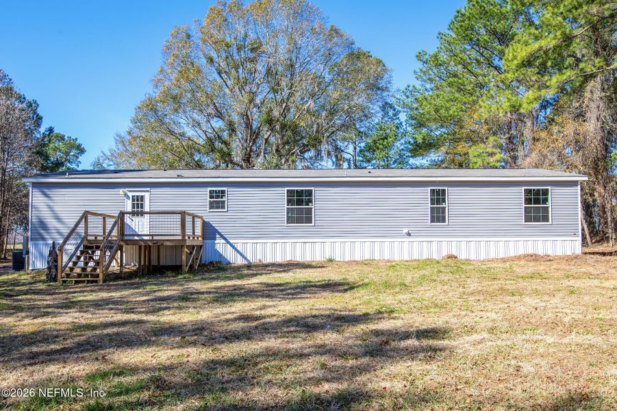 Exterior details and patio area of a home in , Lake Butler (Image 24).