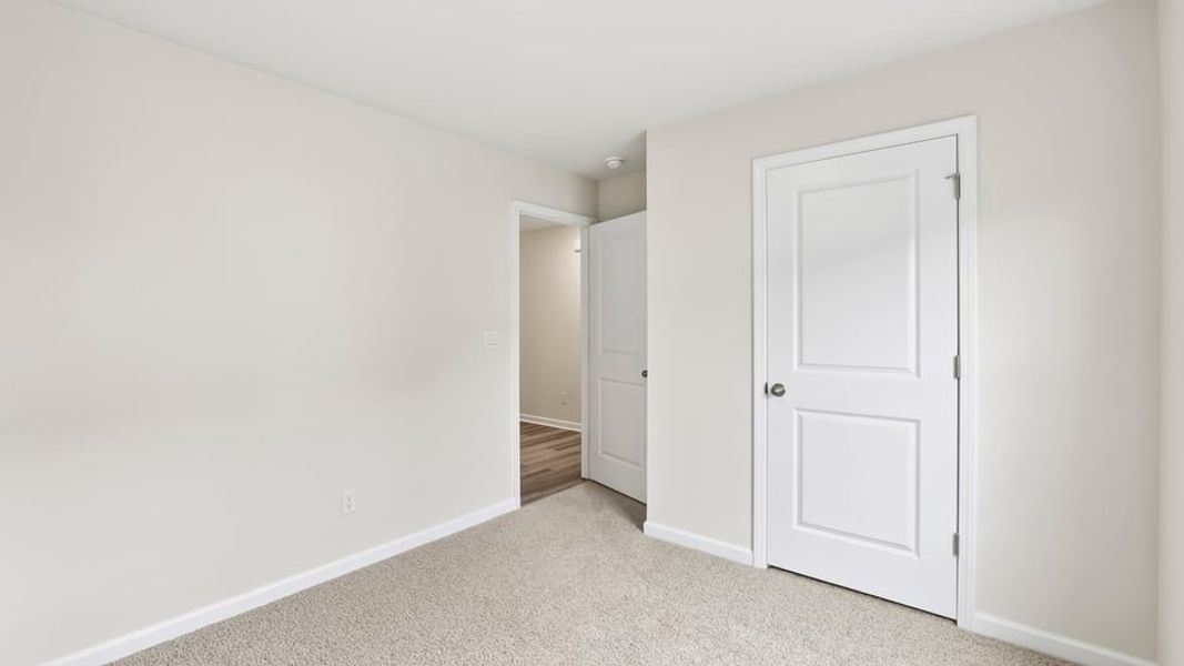 Spacious, unfurnished interior of a new home in Gibson Grove, Laurens (Image 16).