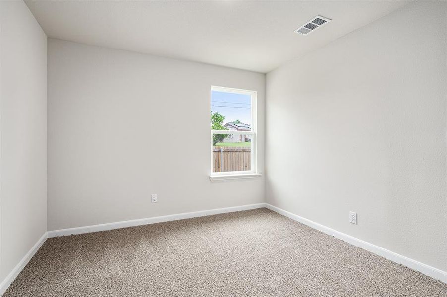 Spacious, unfurnished interior of a new home in College Park, Dallas (Image 17). Spacious, unfurnished interior of a new home in College Park, Dallas (Image 17).