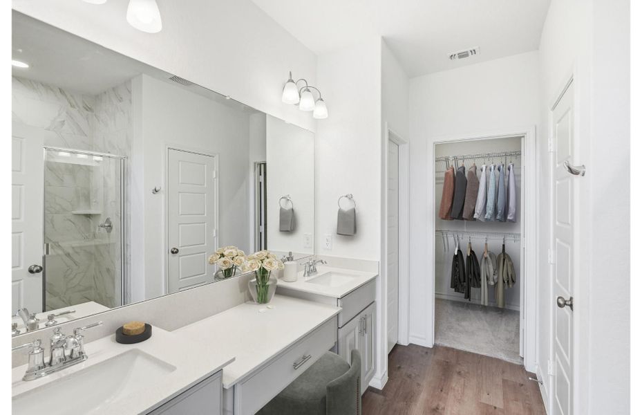 Representative furnished interior of a home built from the Albany by Pulte Homes in Nopal Valley, San Antonio (Image 4).