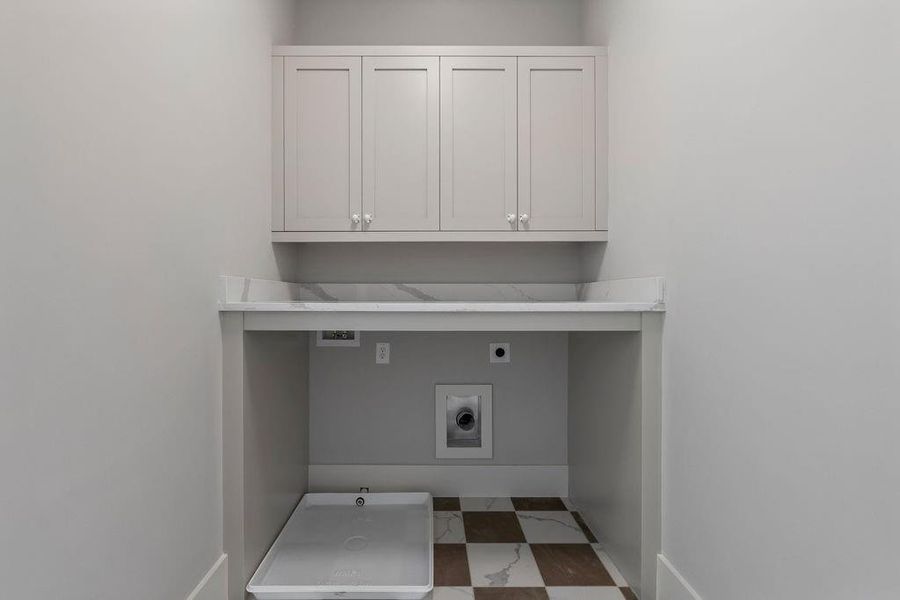 Image 95 of a home in Aster.