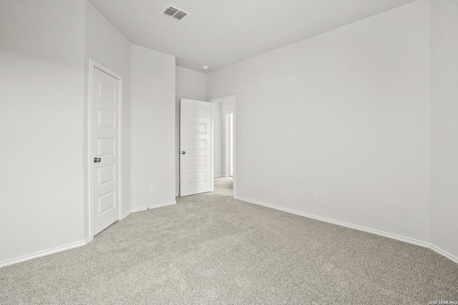 Spacious, unfurnished interior of a new home in Blue Ridge Ranch, San Antonio (Image 19). Spacious, unfurnished interior of a new home in Blue Ridge Ranch, San Antonio (Image 19).
