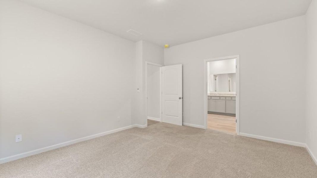 Spacious, unfurnished interior of a new home in South Wind, Union City (Image 28). Spacious, unfurnished interior of a new home in South Wind, Union City (Image 28).