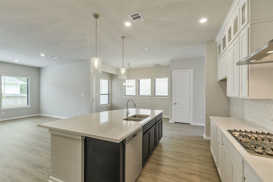 Furnished interior view inside a new home in Summer Place  35', Montgomery (Image 12).