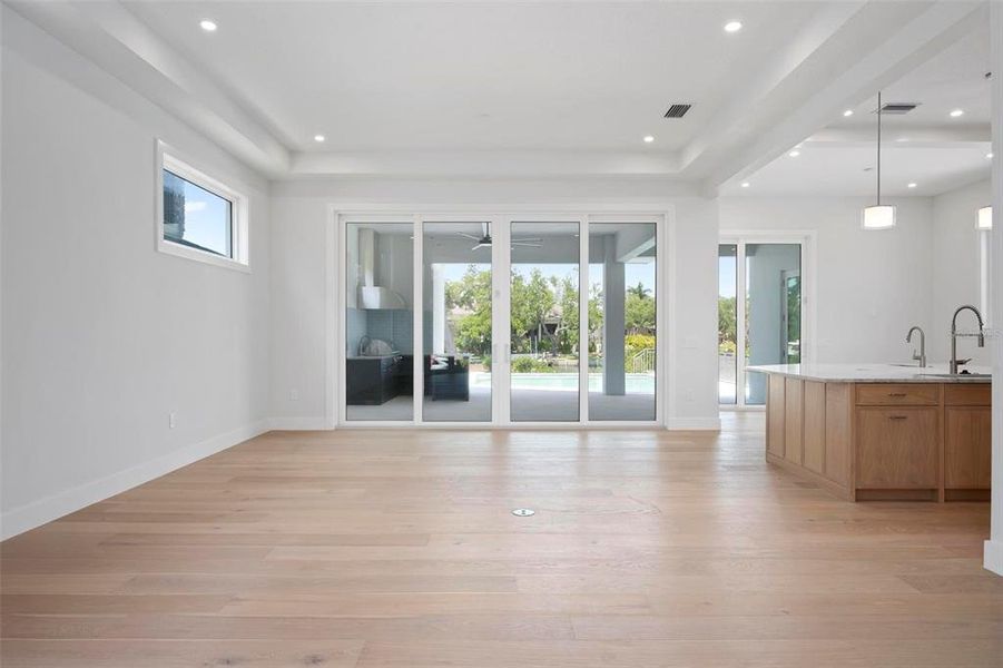 Spacious, unfurnished interior of a new home in , Sarasota (Image 65).