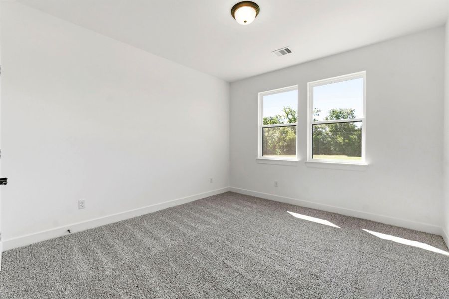 Spacious, unfurnished interior of a new home in , Centerville (Image 33).