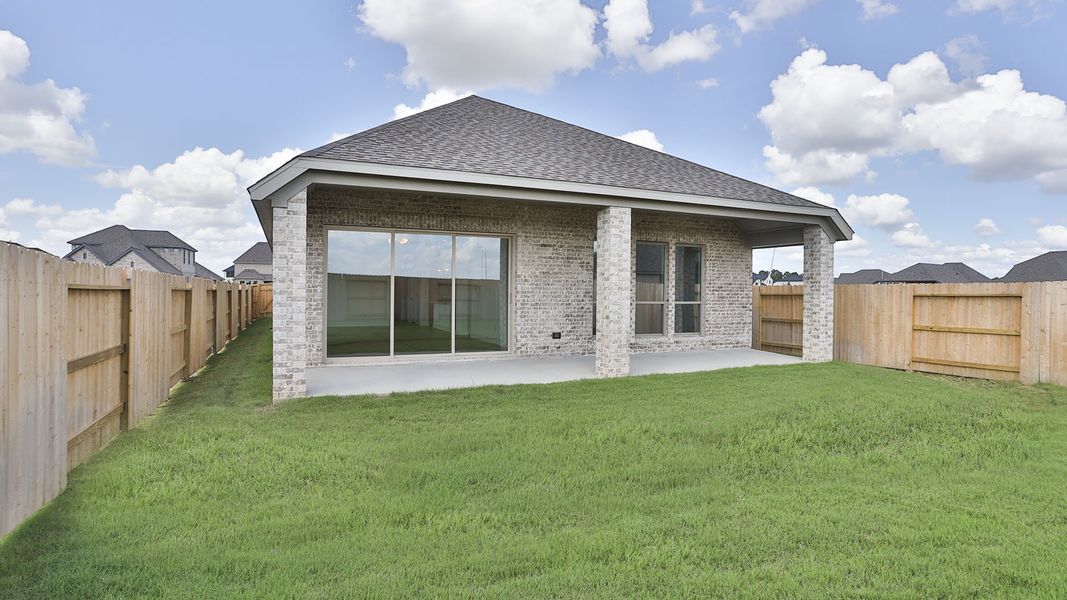 Exterior details and patio area of a home in Everly, Hockley (Image 3).