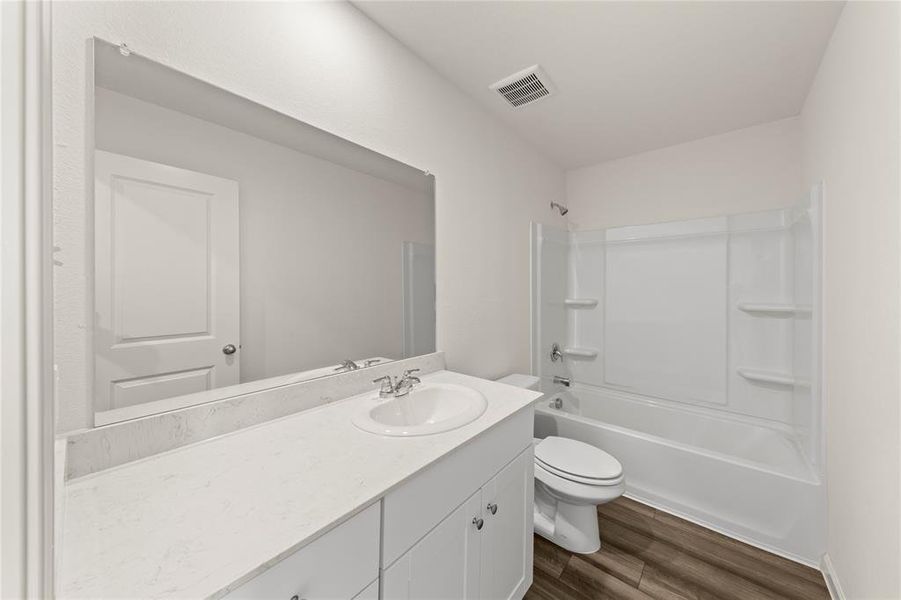 22. 3312 Dillonwood - 2ND Bath 22. 3312 Dillonwood - 2ND Bath