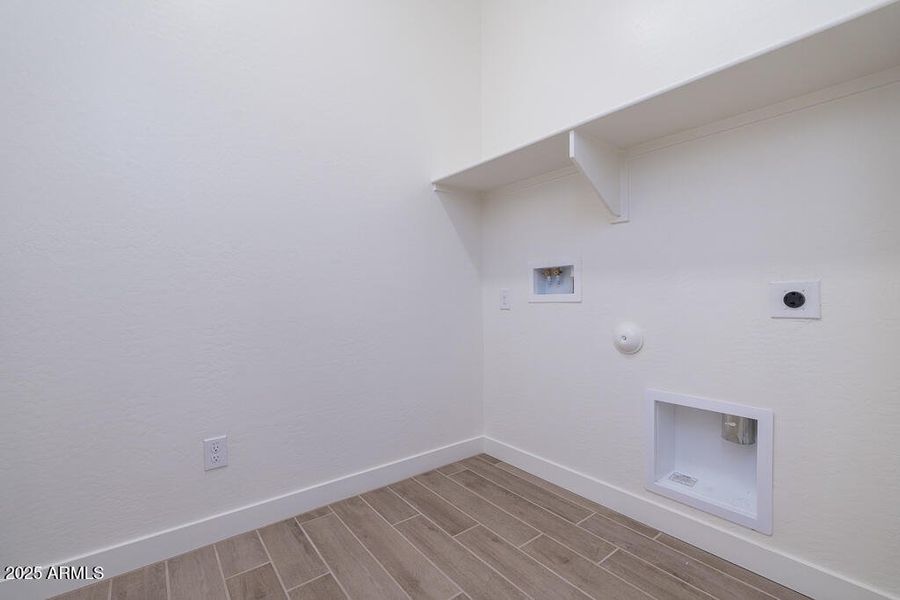 Tri Pointe Terraza 109 - Laundry-1MLS Tri Pointe Terraza 109 - Laundry-1MLS