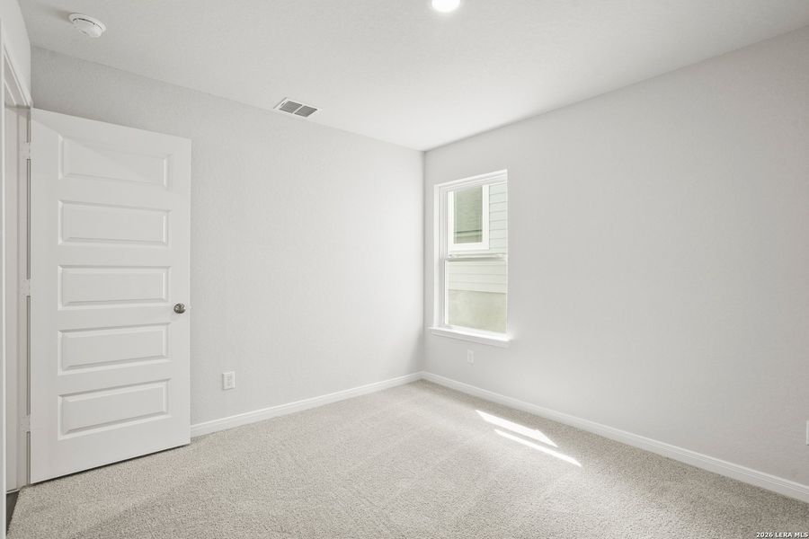 Spacious, unfurnished interior of a new home in Hickory Ridge, Elmendorf (Image 14).