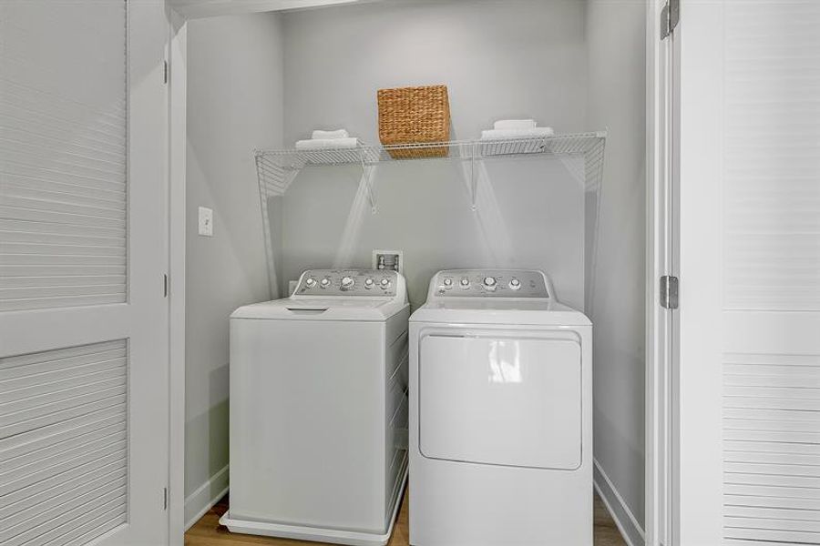 Representative interior finishes for a home built from the Mayer by Ryan Homes in Stowe Branch Townhomes, Charlotte (Image 18).