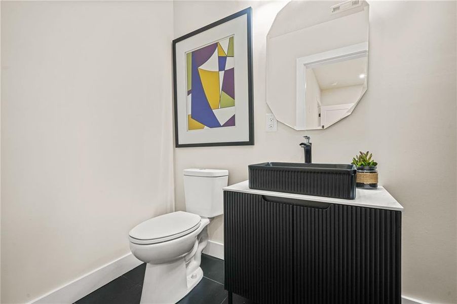 Furnished interior view inside a new home in , Atlanta (Image 7).