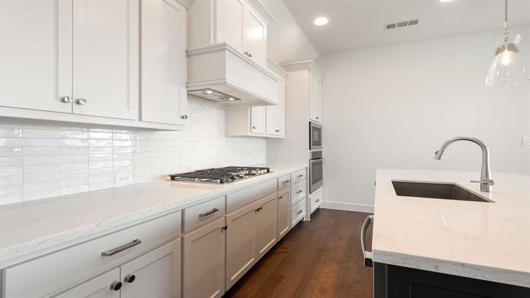 Furnished interior view inside a new home in The Heights At Uptown Celina 45', Celina (Image 11).