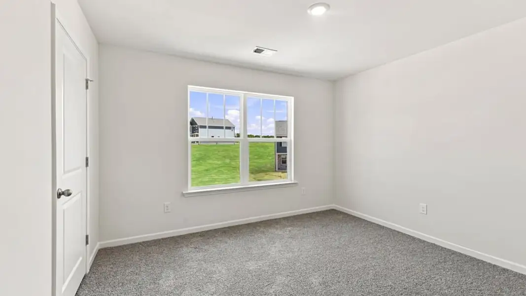 Spacious, unfurnished interior of a new home in Woodglen, Piedmont (Image 30). Spacious, unfurnished interior of a new home in Woodglen, Piedmont (Image 30).