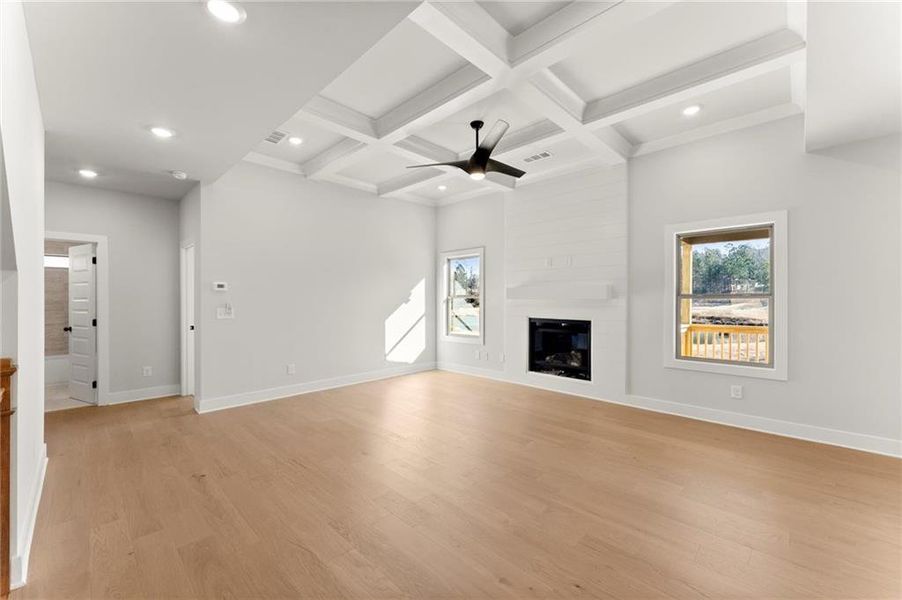 Spacious, unfurnished interior of a new home in , Jefferson (Image 32).