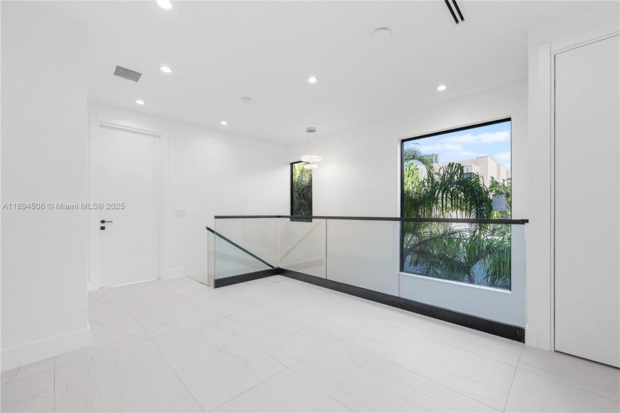 Spacious, unfurnished interior of a new home in , Fort Lauderdale (Image 18). Spacious, unfurnished interior of a new home in , Fort Lauderdale (Image 18).