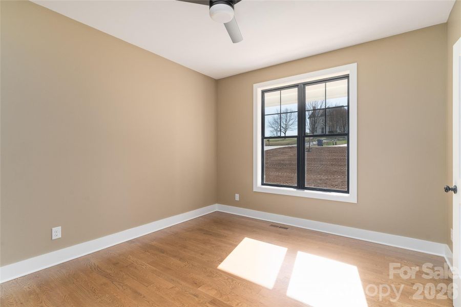 Spacious, unfurnished interior of a new home in , Maiden (Image 18).