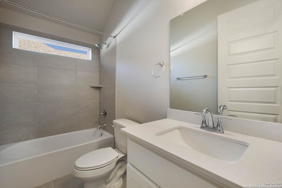 Furnished interior view inside a new home in The Grove at Vintage Oaks, New Braunfels (Image 7).