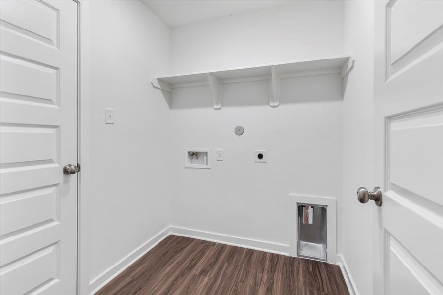 Spacious, unfurnished interior of a new home in Spring Lake, Huntsville (Image 19). Spacious, unfurnished interior of a new home in Spring Lake, Huntsville (Image 19).