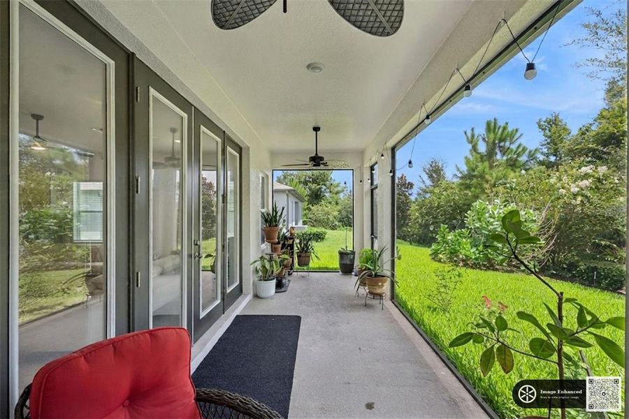 Exterior details and patio area of a home in , Deltona (Image 4).