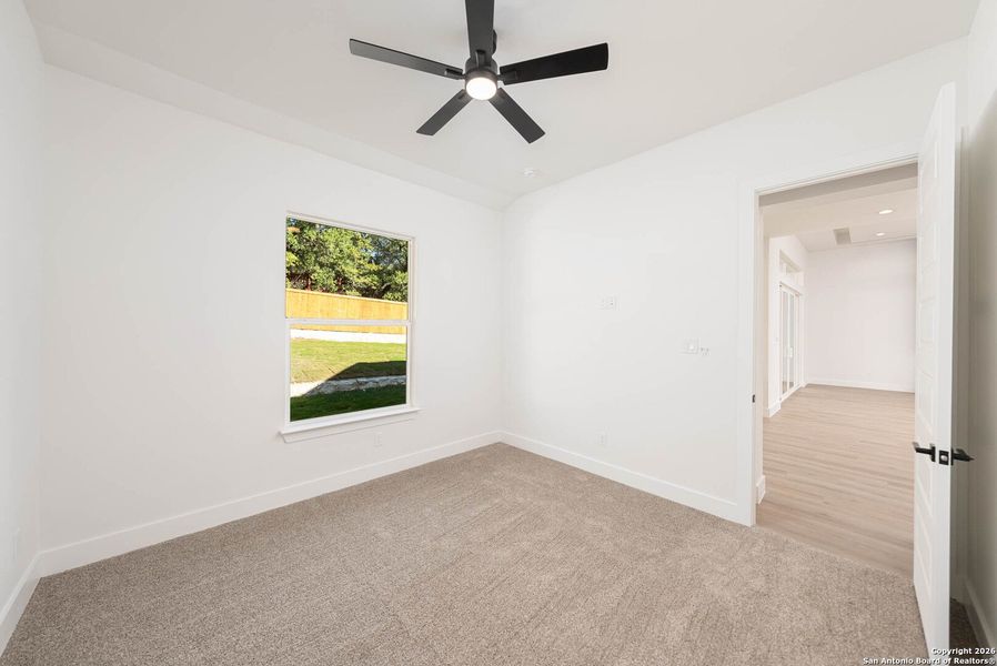 Spacious, unfurnished interior of a new home in , San Antonio (Image 34).