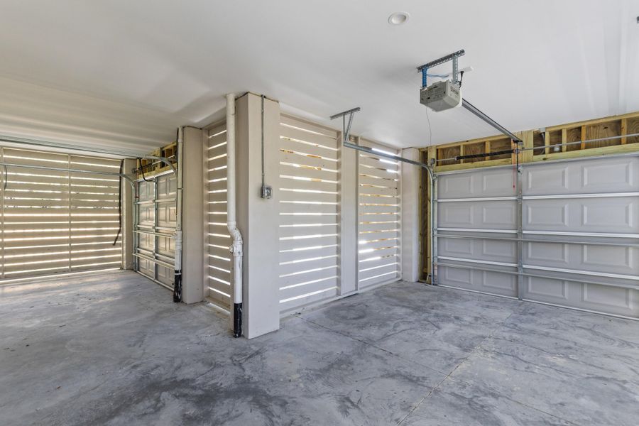 Spacious, unfurnished interior of a new home in , Mount Pleasant (Image 28).