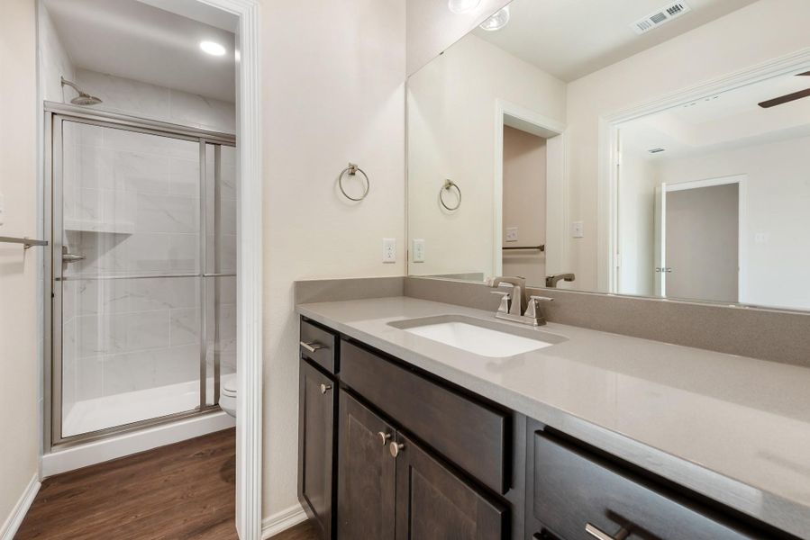 Furnished interior view inside a new home in , Navasota (Image 4).