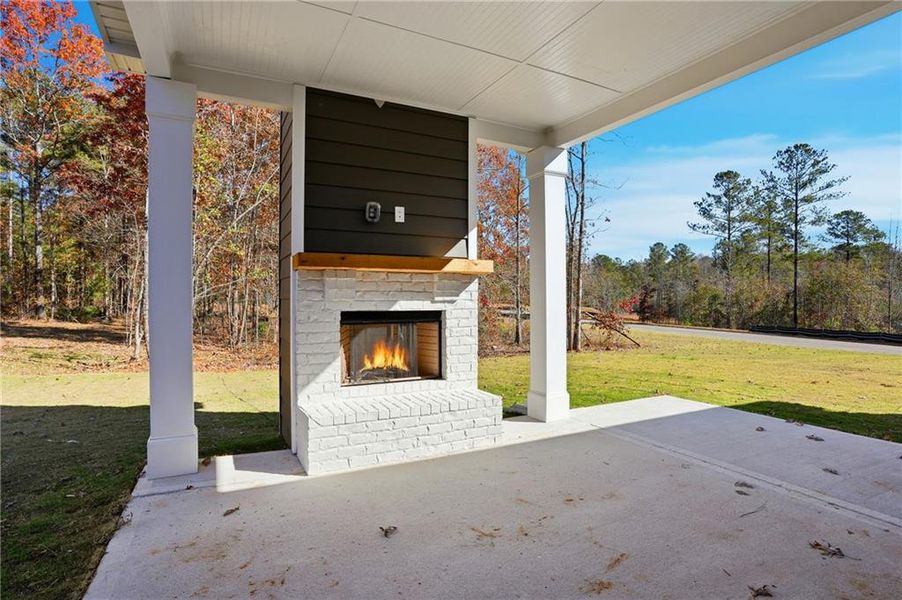 Exterior details and patio area of a home in The Woodlands Preserve, Jackson (Image 3).