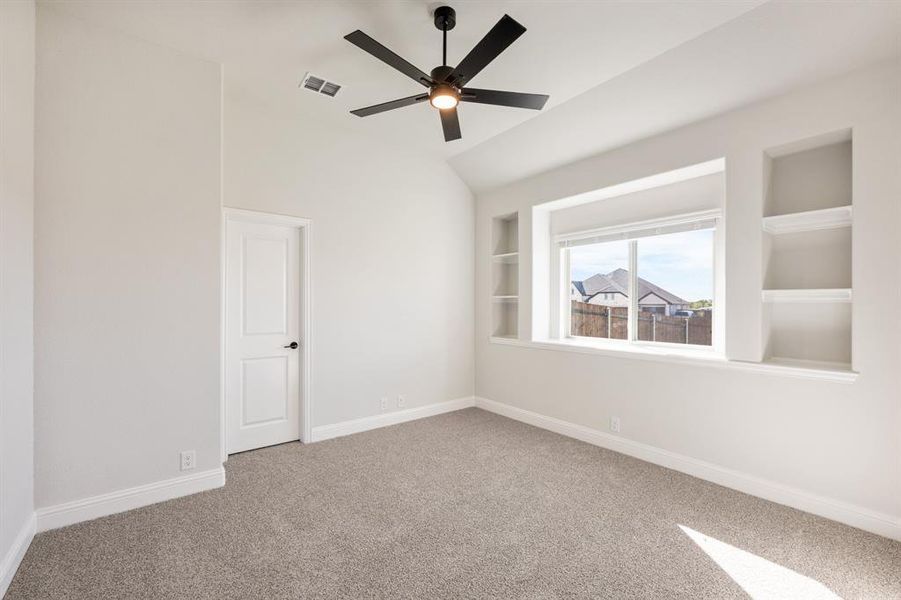 Spacious, unfurnished interior of a new home in Coyote Crossing, Godley (Image 22).