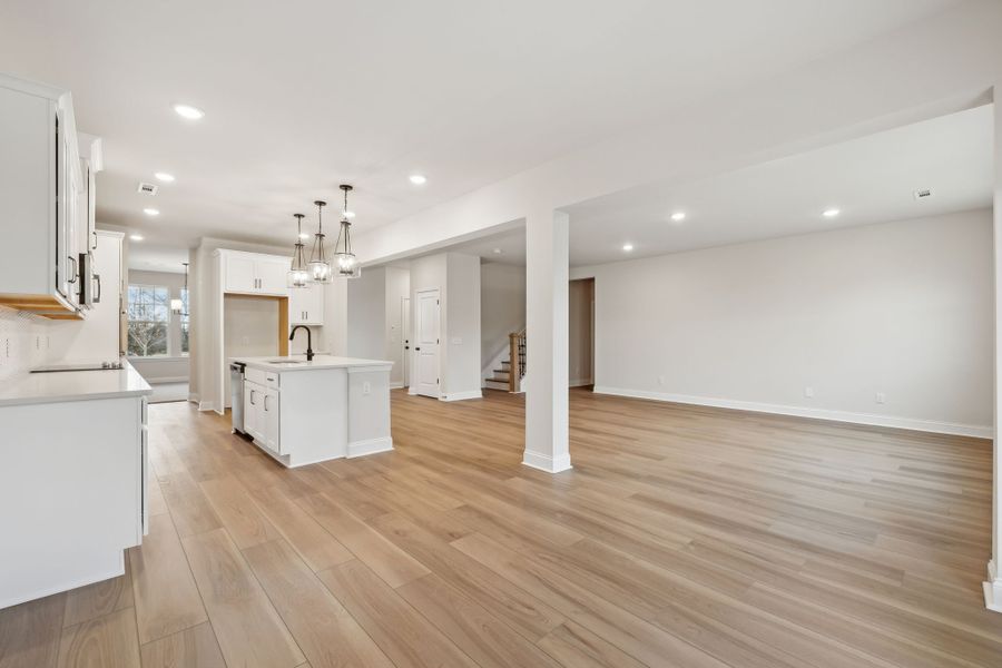 Image 44 of a home in Willow Landing.